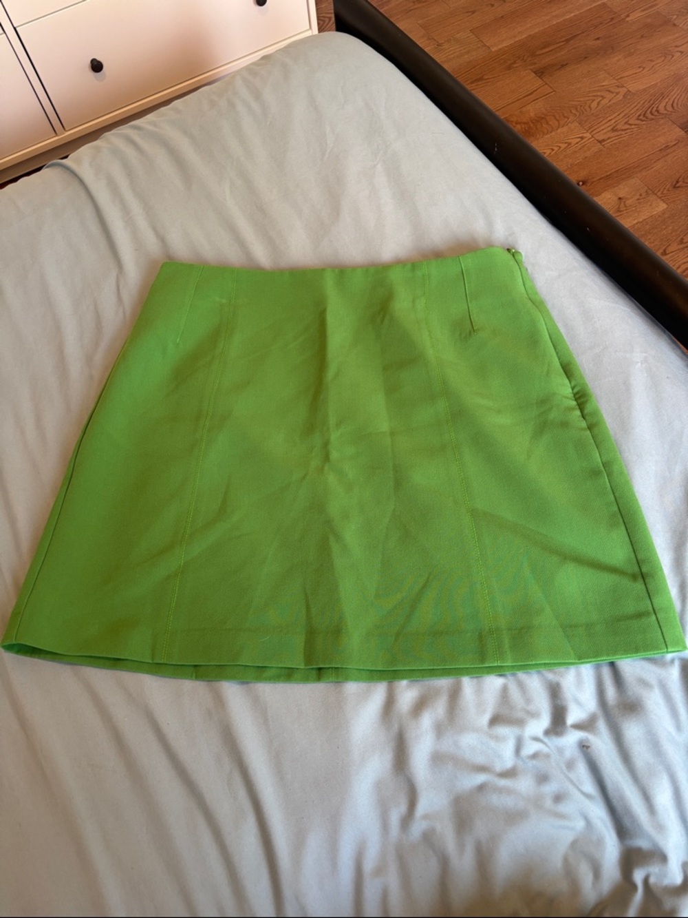 Dynamite Bright Green Mini Skirt